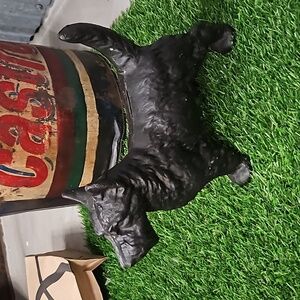 Dog door stop cast